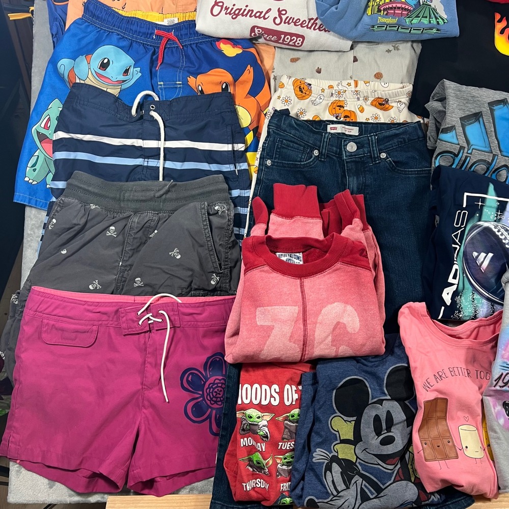 Kids Clothing Lot 36pc Size 6-Teen Zara Nike Disney Adidas Character Mix Winter - Picture 6 of 14